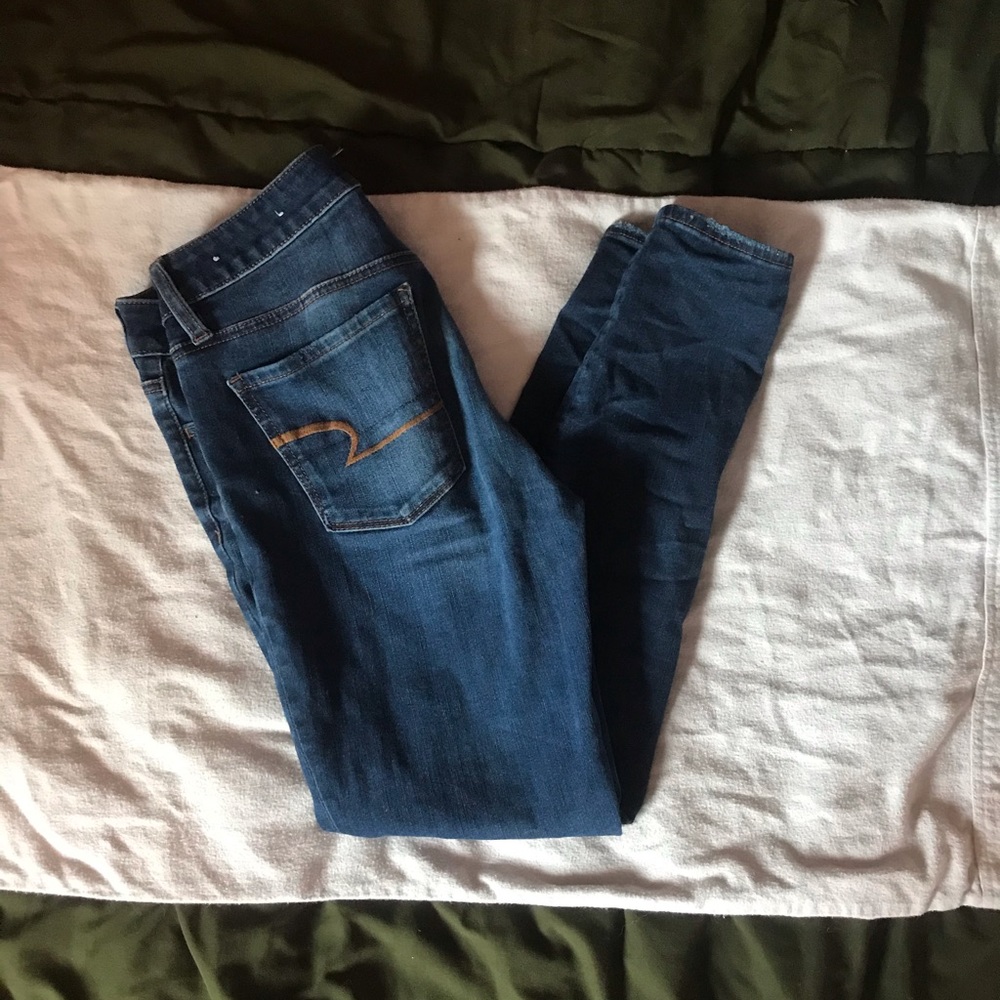American Eagle ripped skinny jeans